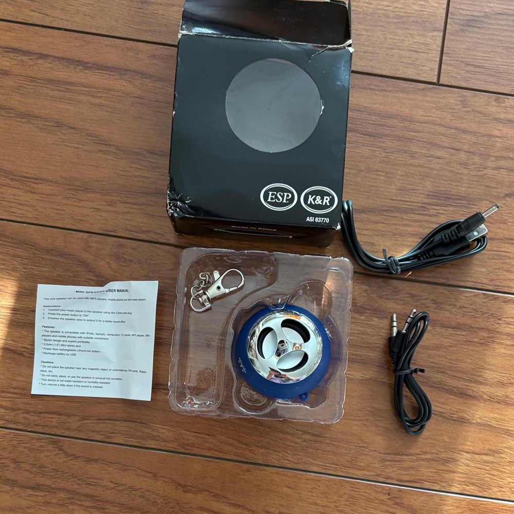 ESP K&R Blue Device with Accessories Vintage